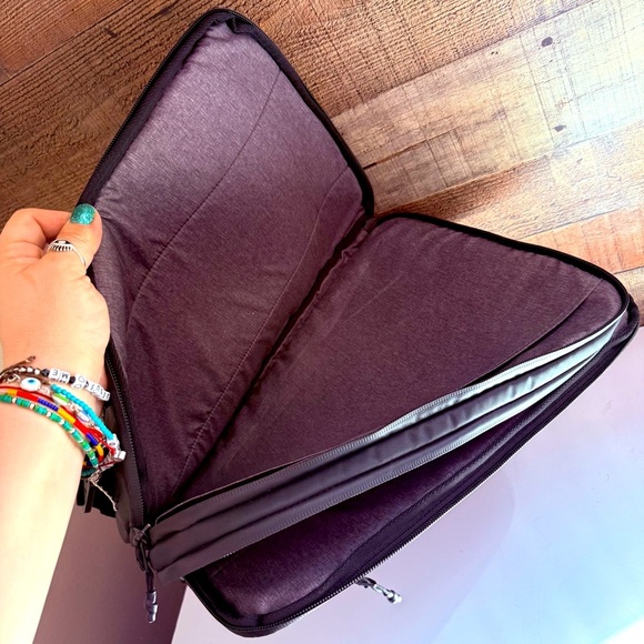 Nomatic Tech Case Bag - Picture 10 of 14